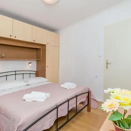 Josip Apartment