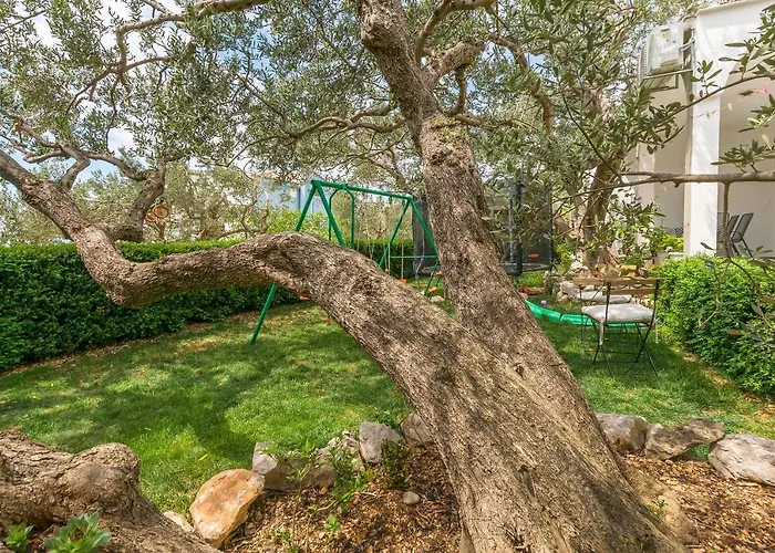 Josip * Μακάρσκα